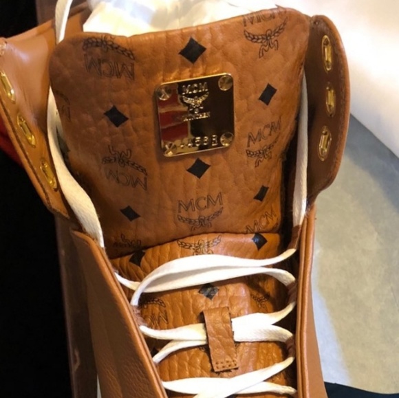 NEW! Men's MCM Sneakers Size 8 w/Box & Dustbag - Picture 5 of 5